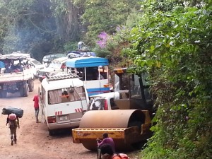 Un mec est venu au kili en rouleau compresseur